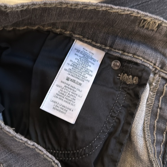 True Religion Jeans - Picture 7 of 8
